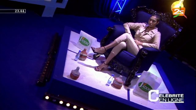 ADJA DIALLO DANS CELEBRITE EN LIGNE DU 29 NOVEMBRE 2020 AVEC TANGE TANDIAN