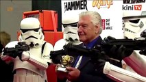 Pelakon Darth Vader, David Prowse meninggal dunia di usia 85 tahun