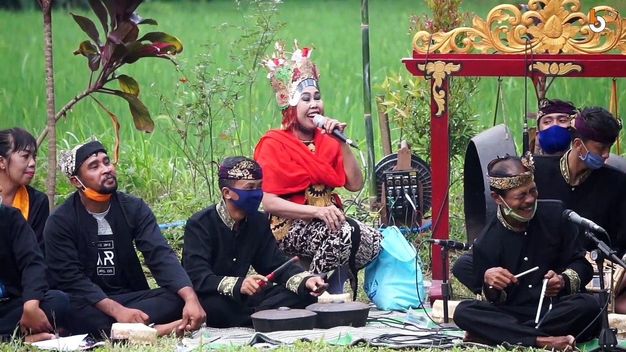 JALAN SUTRA - LIVING LEGEND GANDRUNG BANYUWANGI, MAK TEMU