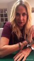 Άννα Βίσση: Έφτιαξε μελομακάρονα και δεν έφαγε ούτε ένα! Το βίντεο με τη μαμά της