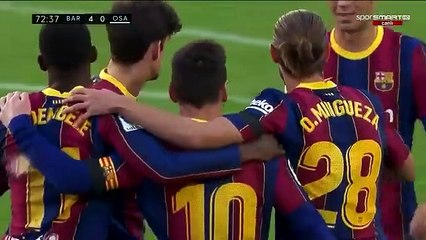 ميسي يقدم لمسة وفاء إلى مارادونا في مباراة برشلونة الأخيرة