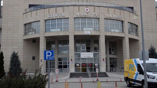 KONYA - Kadir Şeker'in kurtarmak istediği kadın 900 gram uyuşturucuyla yakalandı - Şüpheliler adliyeye sevk edildi (3)