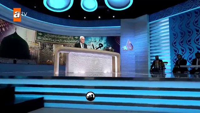 Nihat Hatipoğlu ile Dosta Doğru