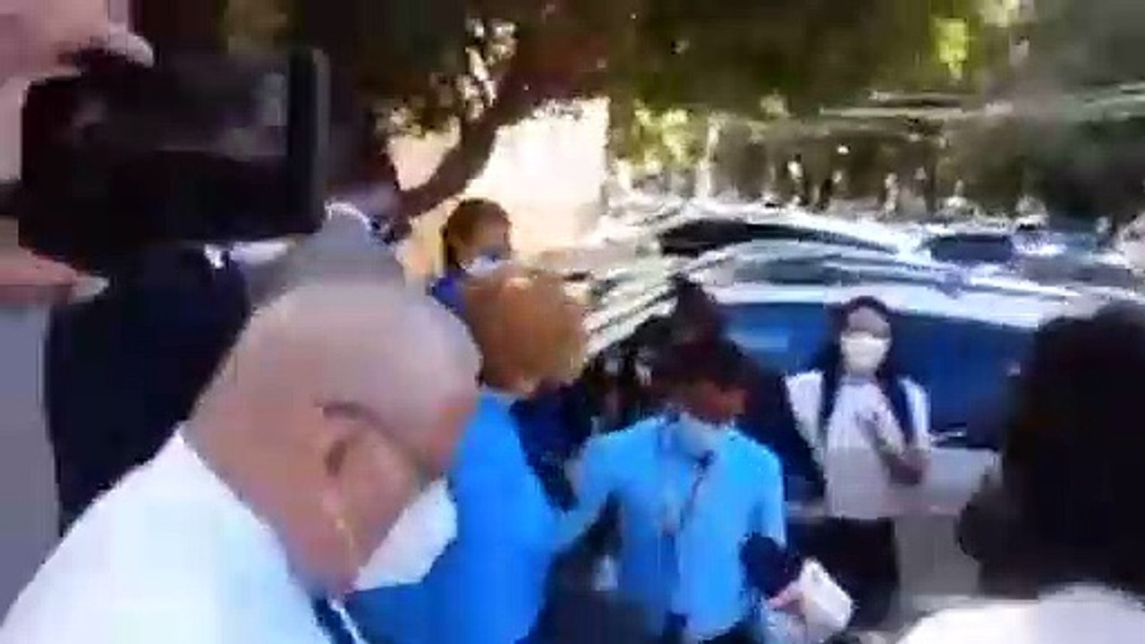 Lucía Medina visita a sus dos hermanos detenidos en Ciudad Nueva