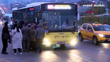 Toplu ulaşımda ve trafikte akşam yoğunluğu
