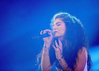 Lorde Explained Why She's Quiet on Social Media