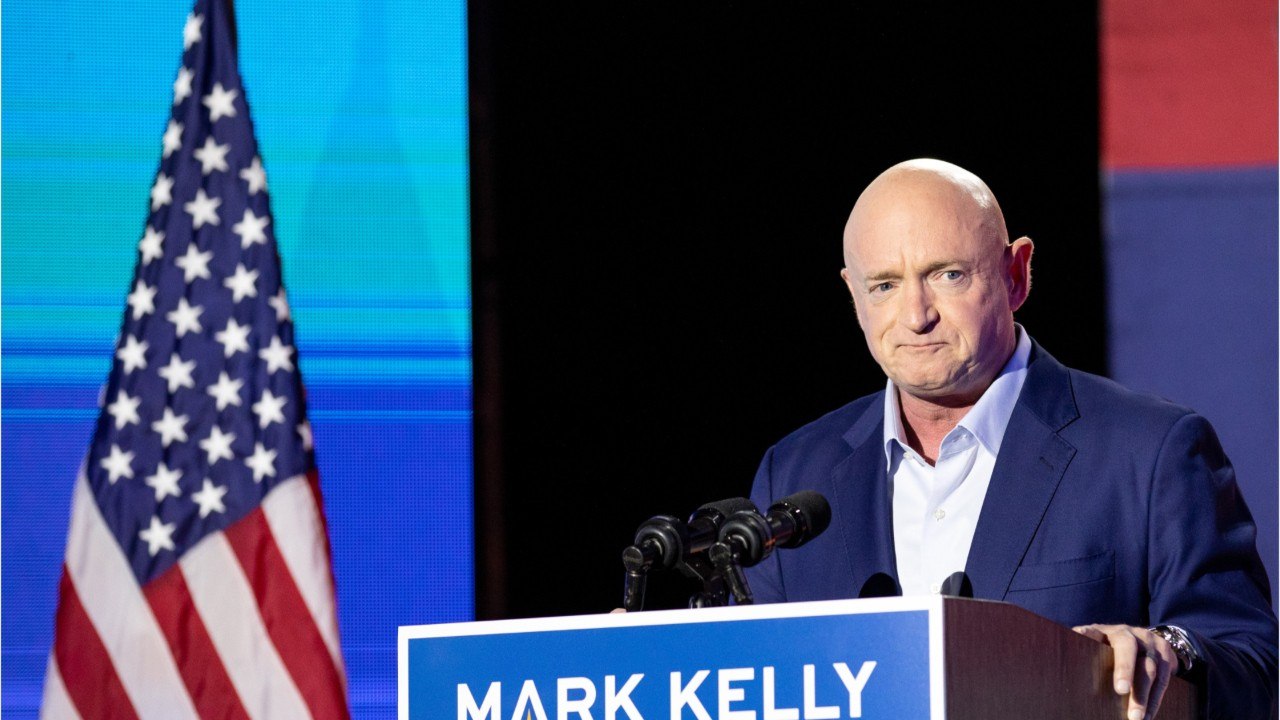 Mark Kelly To Be Sworn In Wednesday