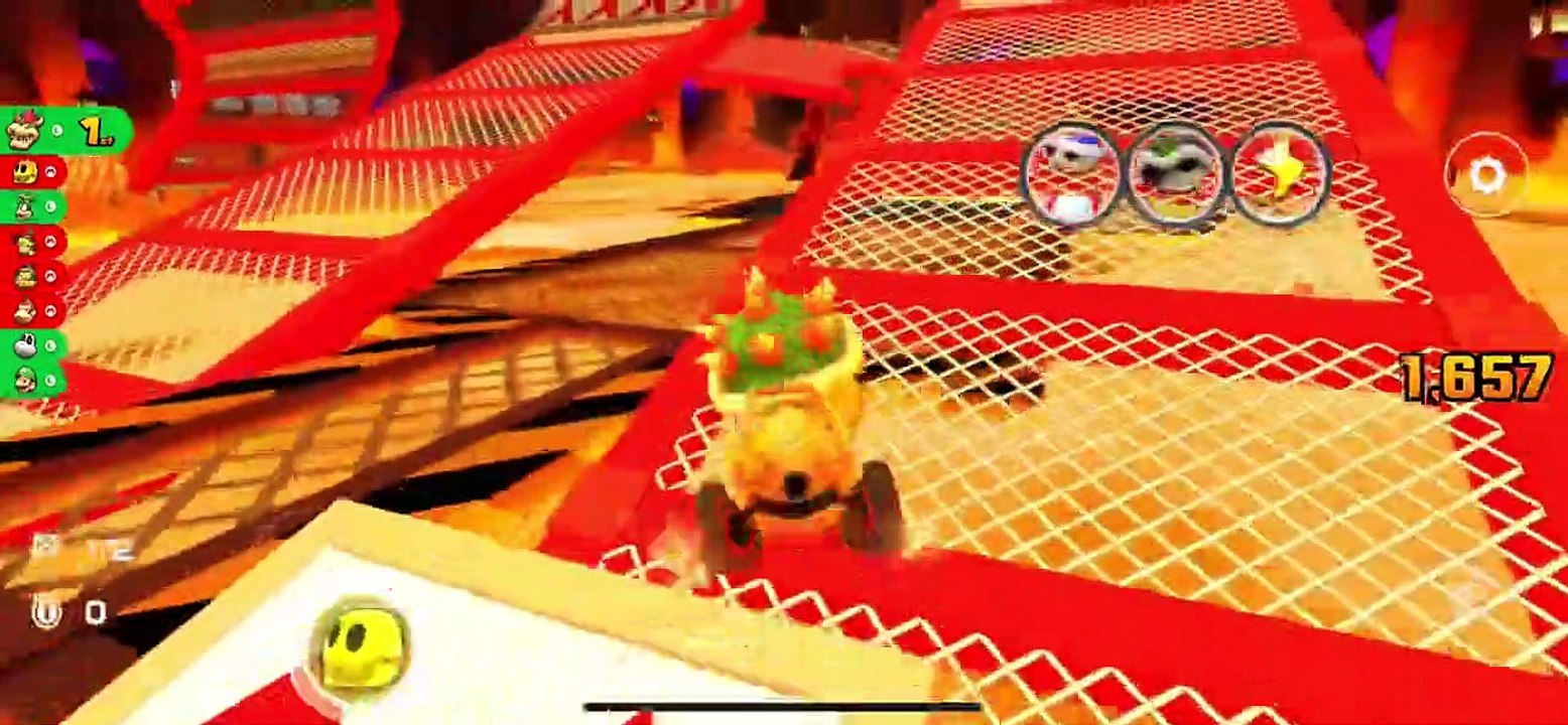 Mario Kart Tour - Bowser’s Castle 2R/T Gameplay (Mario vs. Luigi Tour)