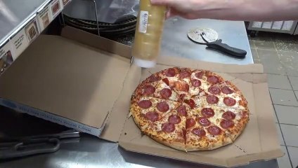 Domino's Pepperoni Pizza (HOW IT'S MADE)