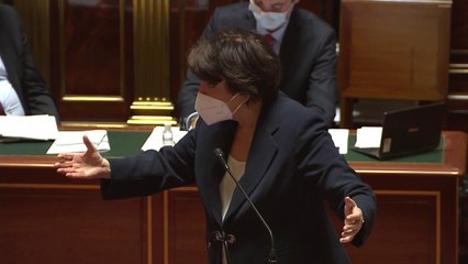 Pass Culture : « Il n’y a pas un détournement des crédits de la culture ! » s'exclame R. Bachelot