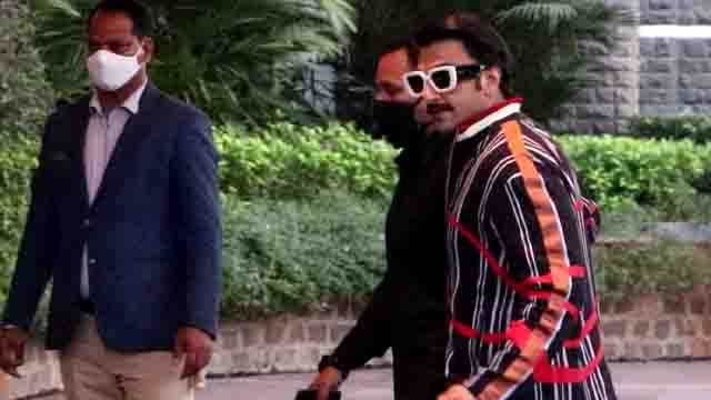 Ranveer Singh arrived at Taj Hotel Colaba | FilmiBeat