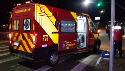 Motociclista fica ferido em acidente na Avenida Brasil