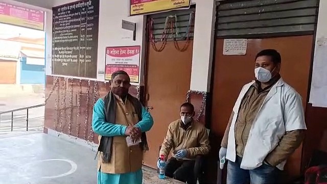 14 केंद्रों पर एमएलसी प्रत्याशियों के लिए मतदान जारी