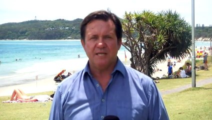 Physical distancing concerns at Byron Bay