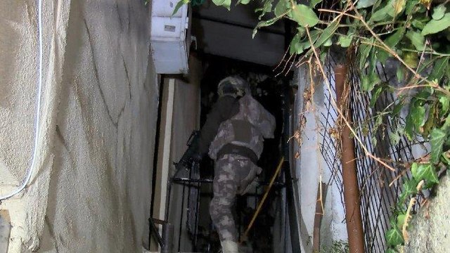 İstanbul’da operasyon: Çok sayıda gözaltı