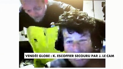 Vendée Globe : Kevin Escoffier a été secouru par Jean Le Cam durant la nuit. "Le bateau s'est cassé en deux, littéralement. Un miracle !"