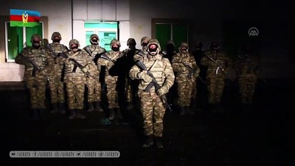 Azerbaycan ordusu işgalden kurtarılan Laçın'a bayrak dikti