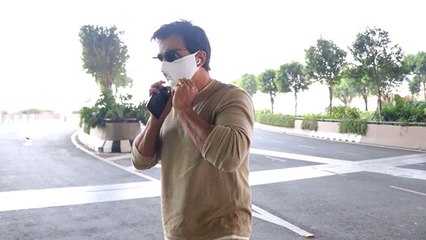 Actor Sonu Sood snapped at Airport | FilmiBeat