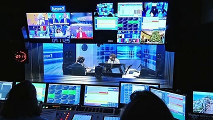 Plongée au cœur d'un centre de reconditionnement de voitures