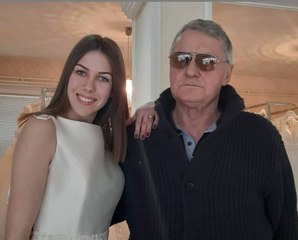 À 74 ans, il décide de se marier avec son infirmière âgée de 21 ans !