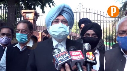 Supreme Court Lawyer Comes in Support of Farmers Protest Against Modi Government - Watch Video