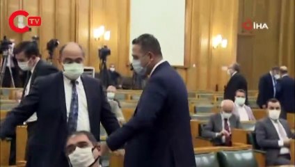 Ali Mahir Başarır'dan kendisini hedef alanlara yanıt