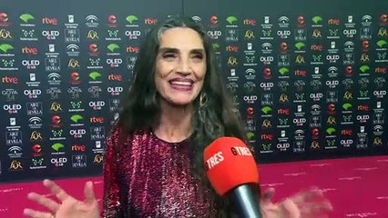 Ángela Molina, orgullosa de llevar 45 años al pie del cañón