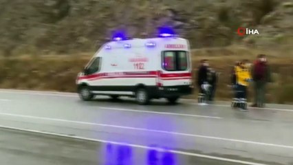 Buzlanan Yolda 11 Araçlık Zincirleme Kaza