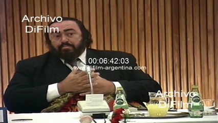 Luciano Pavarotti - Conferencia de prensa en Uruguay 1996