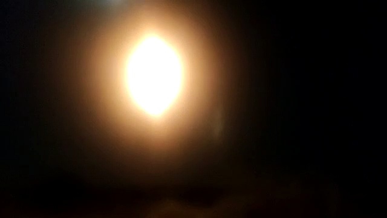 गैस रिसाव के कारण 4 दिन बाद धमाके के साथ फिर बोरवेल में धधकी आग