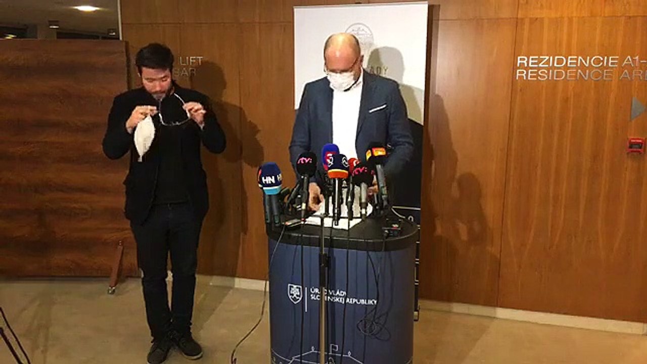 ZÁZNAM: Brífing ministra hospodárstva R. Sulíka