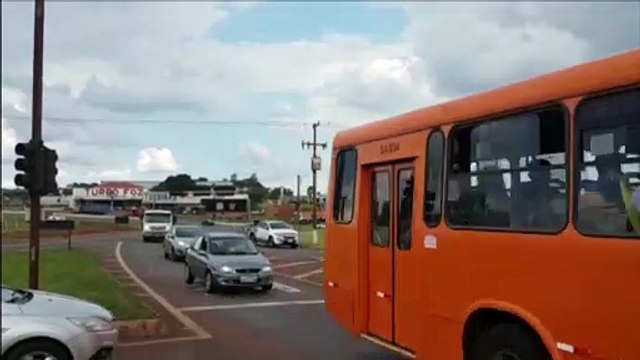 Semáforos do Trevo Cataratas apresentam problemas nesta tarde