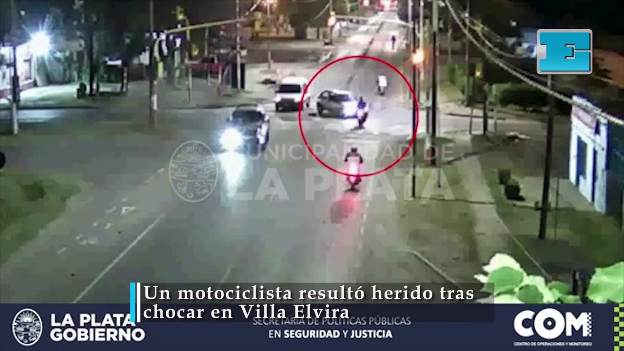 Un motociclista resultó herido tras chocar en V...
