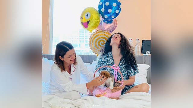 Kangana Ranaut ने अपनी बहन Rangoli Chandel के जन्मदिन पर दिया ये खास तोहफा | Boldsky