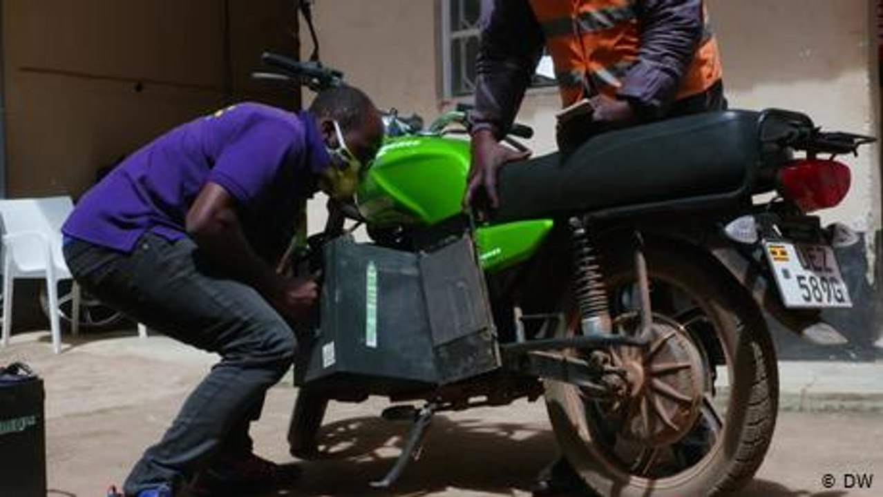Uganda goes electric: E-Motorräder in Kampala