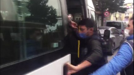 İSTANBUL - Esenyurt'ta, evinden uyuşturucu madde satan şüpheli tutuklandı