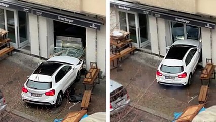 Un automobiliste s'acharne contre la devanture d'un restaurant