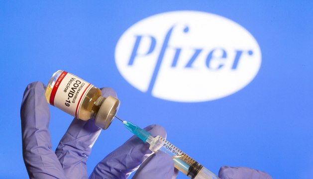 UK approves Pfizer-BioNTech vaccine for use in world first