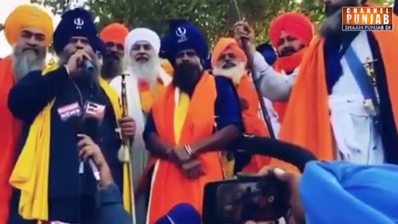 ਨਿਹੰਗ ਸਿੰਘ ਫੌਜਾਂ ਦੀ ਮੋਦੀ ਨੂੰ ਖੁੱਲੀ ਚੇਤਾਵਨੀ,ਘੋੜ ਸਵਾਰ ਫੌਜਾਂ ਦਿੱਲੀ 'ਤੇ ਆ ਚੜ੍ਹੀਆਂ ਹੱਲਾਂ ਰੋਕਿਆਂ ਨਹੀਂ ਜਾਣਾ