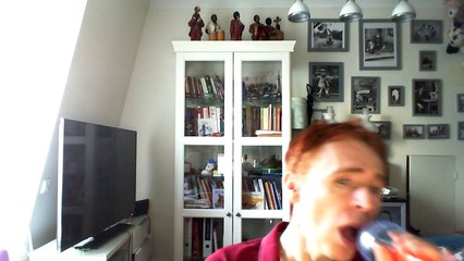 Wiwi égratigne "little bitty pretty one"