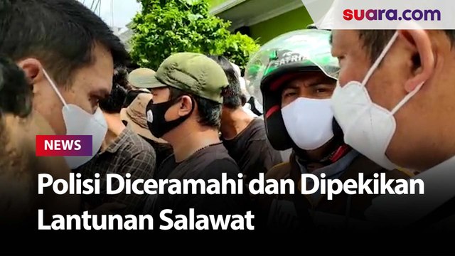 Datangi Rumah Habib Rizieq di Petamburan, Polisi Diceramahi dan Dipekikan Lantunan Salawat