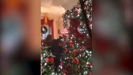 Donald Trump, maskesiz Noel kutlamasında konuştu:  Yeni bir dört yıl için çalışıyoruz