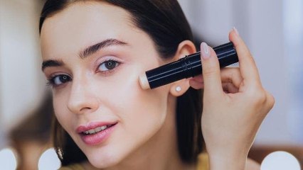 7 طرق  لا علاقة لها بالعينين لاستخدام الكونسيلر