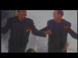 Kwak Momen Foli / Hibiscus / kanel Joselyn Vautor