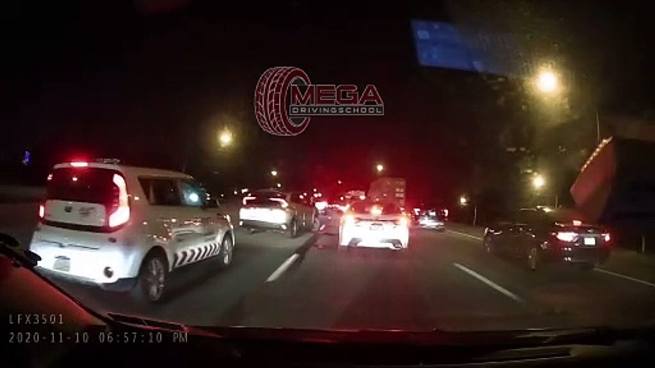 Where Grey SUV Driver Was Not Paying Attention