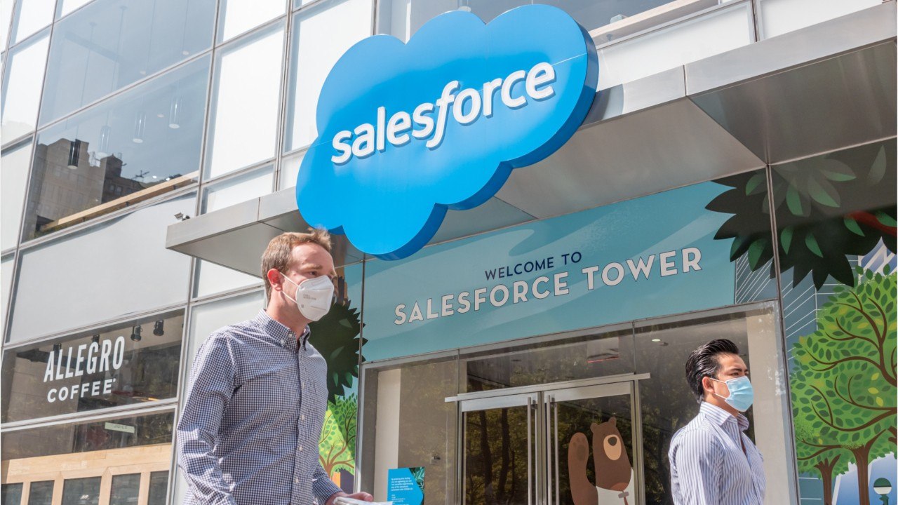 Salesforce Buys Slack