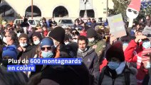 Savoie: plus de 600 montagnards manifestent pour défendre la saison de ski