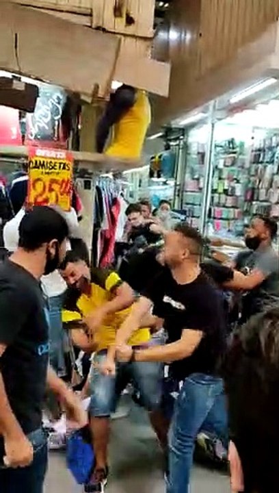 Briga na Feira dos Importados