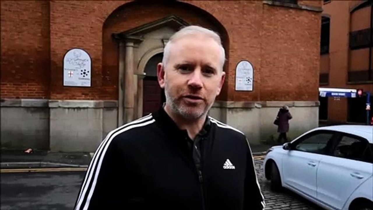 Wigan Poet Matt Kelly reads his poem about homelessness