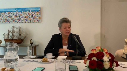 La comisaria de Interior discute con Marruecos ayuda financiera y ofrece visados.